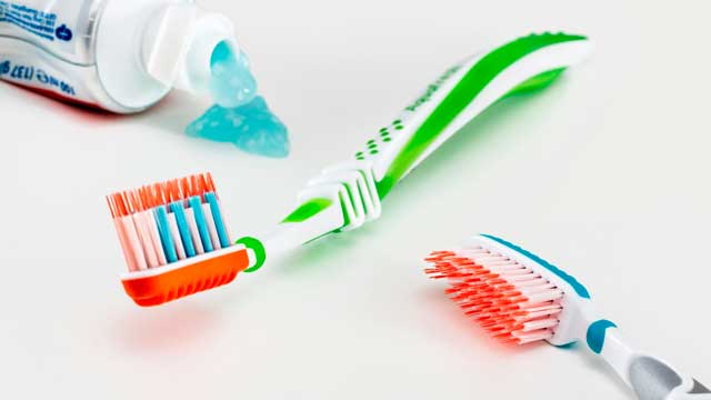 Как выбрать зубную щетку?