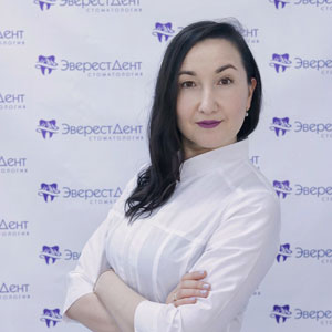 Стоматолог Тамилович Гельнура Вильевна.