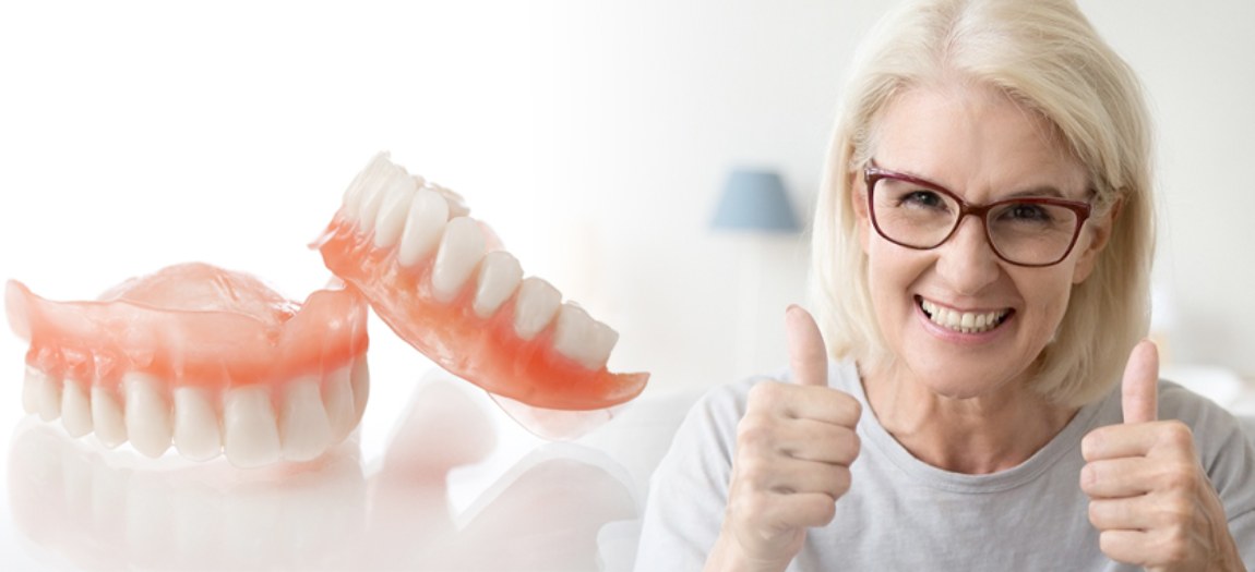 Почему зубные протезы делают неотличимыми от настоящих зубов?